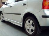 SPOILER LAT. POLO 4PTS PTO 2003 C/TELA DE ALUMINIO
